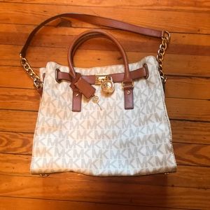 Michael Kors Shoulder Bag